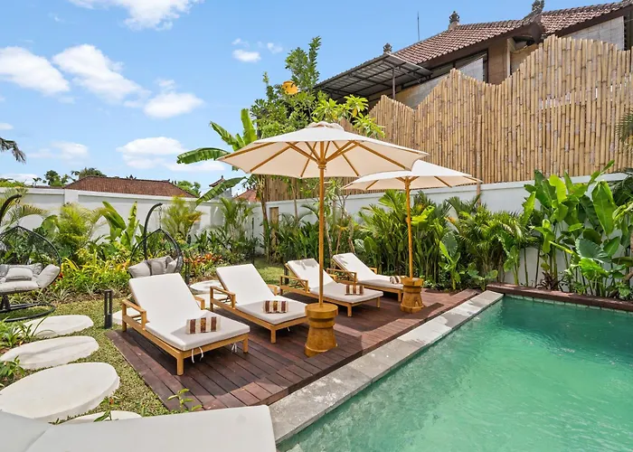 Alicante * Ubud (Bali)
